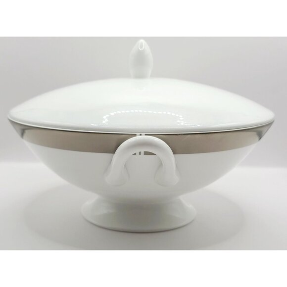 Wedgwood Satine Platinum Covered Vegetable Dish Leigh w/ Handles New Opened Box - Picture 6 of 13